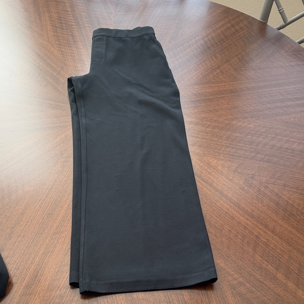 Spanx Ponte wide leg petite pants